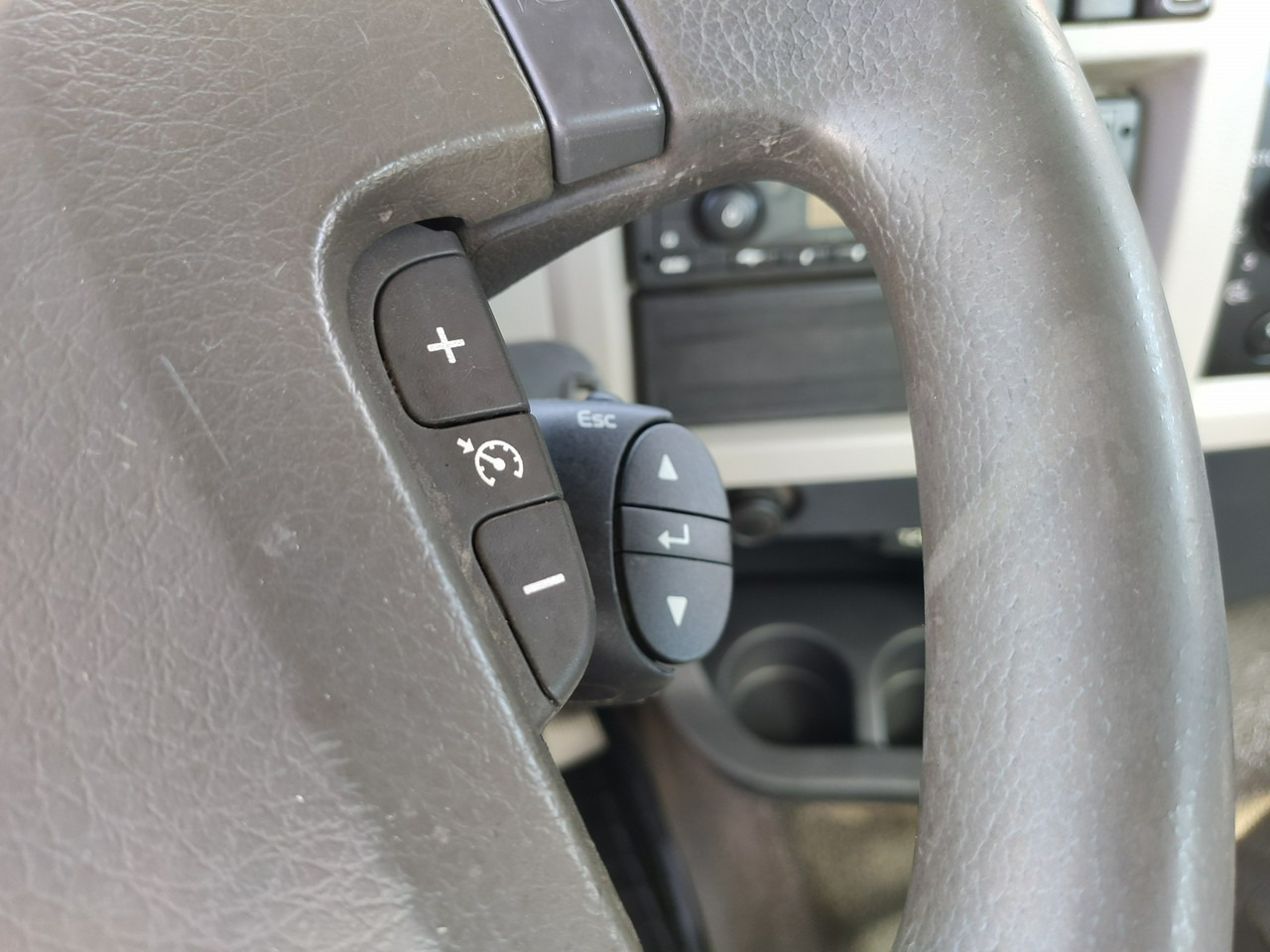 משאית הרמת וו Volvo FE 26.300 Hakowiec Napęd 6x2 Oś Skrętna: תמונה 31