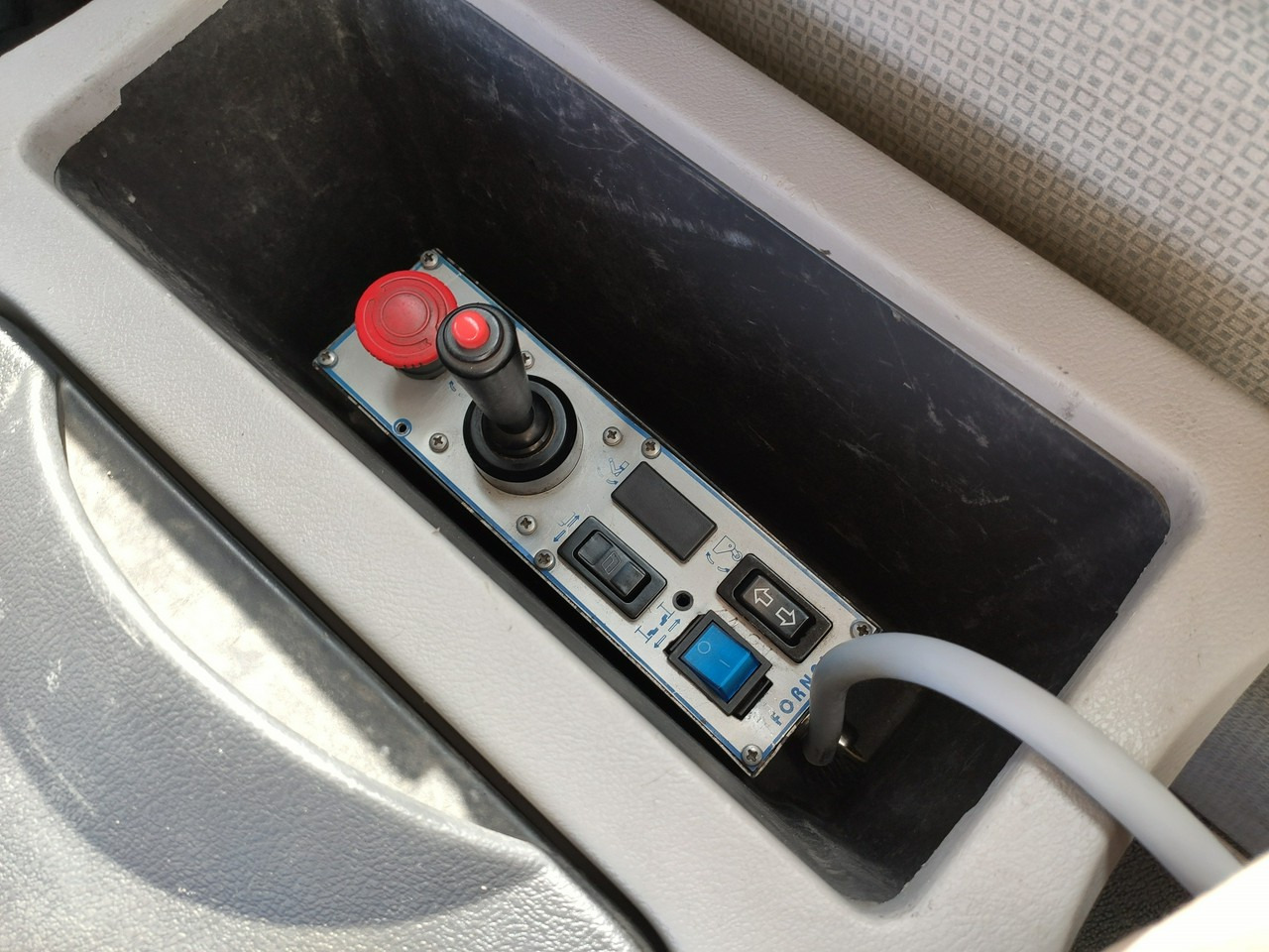 משאית הרמת וו Volvo FE 26.300 Hakowiec Napęd 6x2 Oś Skrętna: תמונה 34