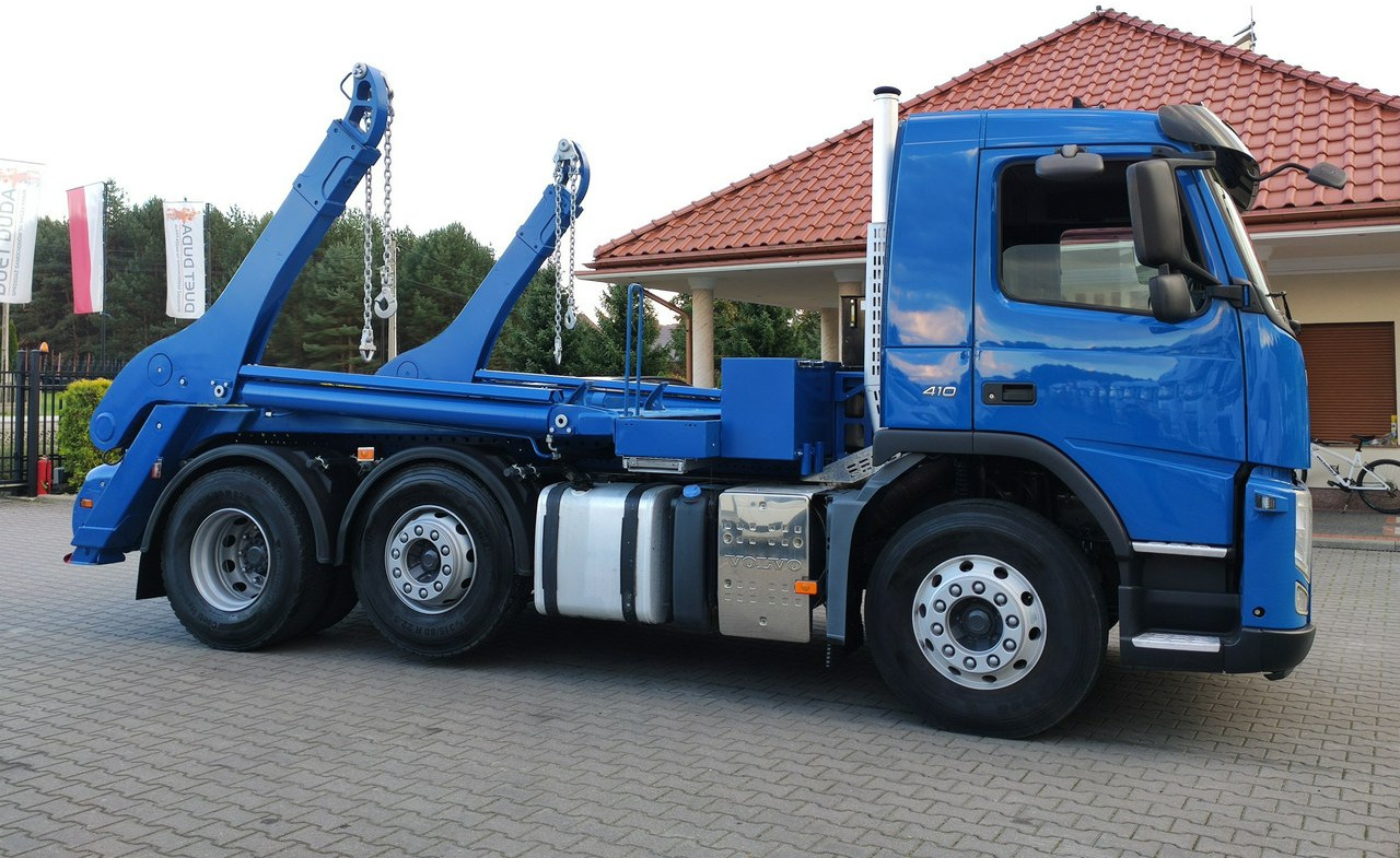 משאית דילוג העמסה Volvo FM 410 E5 Bramowiec Hakowiec 6x2 Oś Skrętna / Podnoszona Automat: תמונה 12 משאית דילוג העמסה Volvo FM 410 E5 Bramowiec Hakowiec 6x2 Oś Skrętna / Podnoszona Automat: תמונה 12