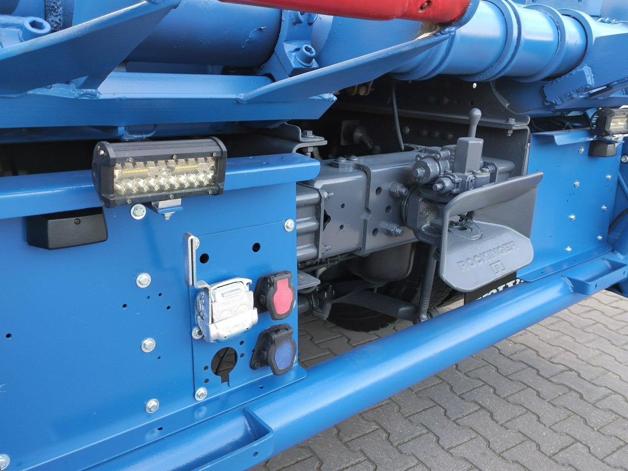 משאית דילוג העמסה Volvo FM 410 E5 Bramowiec Hakowiec 6x2 Oś Skrętna / Podnoszona Automat: תמונה 19 משאית דילוג העמסה Volvo FM 410 E5 Bramowiec Hakowiec 6x2 Oś Skrętna / Podnoszona Automat: תמונה 19