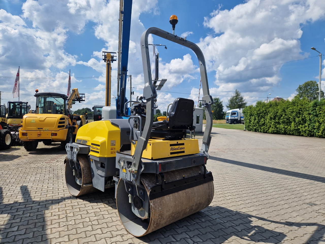 DYNAPAC CC 1300 - רולר כביש: תמונה 3 DYNAPAC CC 1300 - רולר כביש: תמונה 3