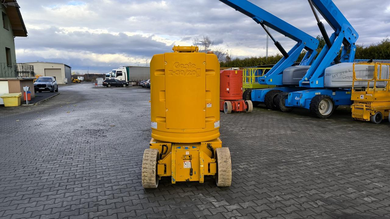 GENIE Z 30/20 N RJ - מעלית תורן אנכית: תמונה 2 GENIE Z 30/20 N RJ - מעלית תורן אנכית: תמונה 2