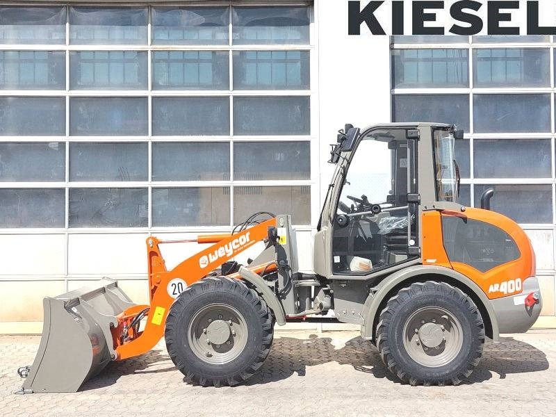 Atlas AR 400 - מעמיס היגוי החלקה: תמונה 1 Atlas AR 400 - מעמיס היגוי החלקה: תמונה 1