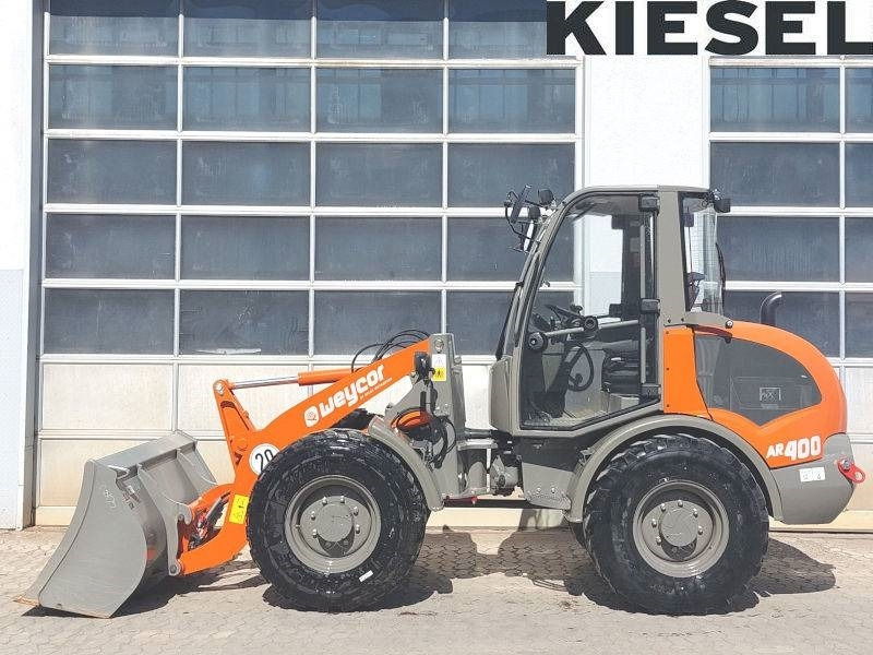 Atlas AR 400 - מעמיס היגוי החלקה: תמונה 1 Atlas AR 400 - מעמיס היגוי החלקה: תמונה 1