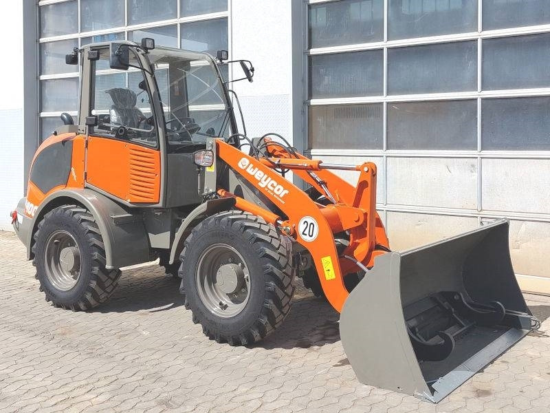 Atlas AR 400 - מעמיס היגוי החלקה: תמונה 4 Atlas AR 400 - מעמיס היגוי החלקה: תמונה 4
