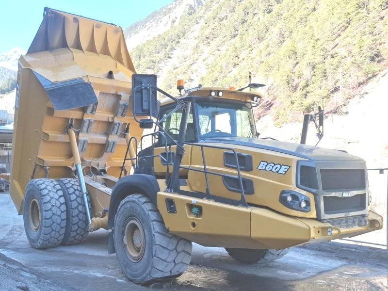 Bell B 60 E - מסיר פסולת מפרקי: תמונה 4 Bell B 60 E - מסיר פסולת מפרקי: תמונה 4