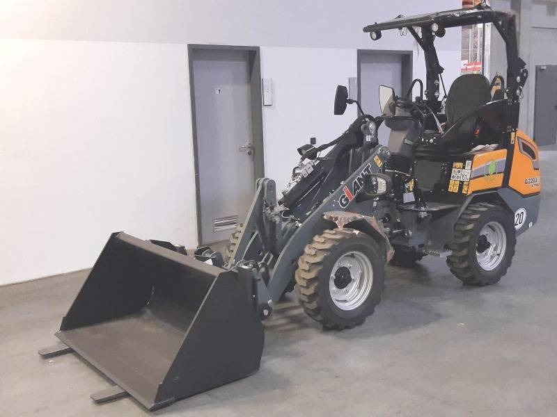 Giant G 2200 E X-Tra Elektro / electric - מעמיס היגוי החלקה: תמונה 2 Giant G 2200 E X-Tra Elektro / electric - מעמיס היגוי החלקה: תמונה 2