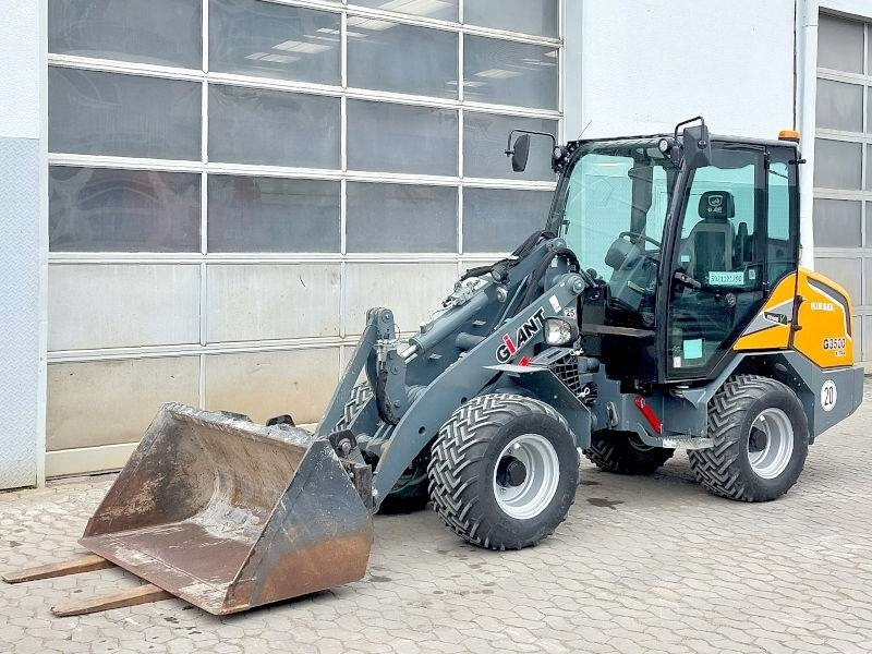 Giant G 3500 X-Tra - מעמיס היגוי החלקה: תמונה 2 Giant G 3500 X-Tra - מעמיס היגוי החלקה: תמונה 2