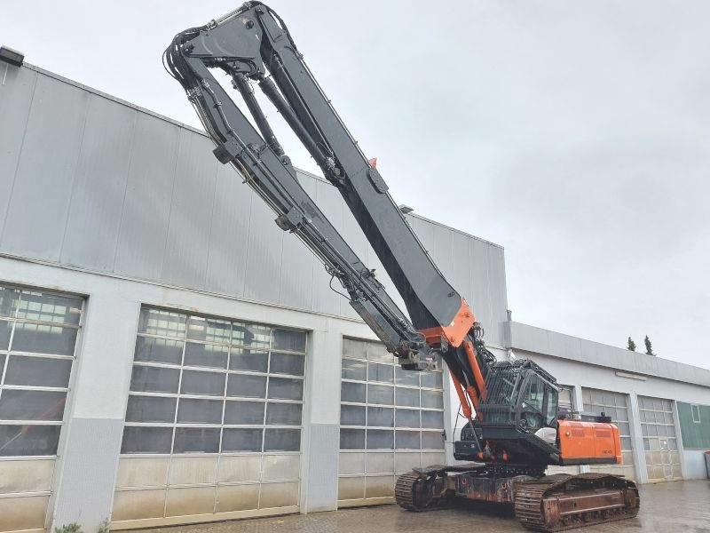 Hitachi KTEG KMC400P-6  - מחפר הריסה: תמונה 2 Hitachi KTEG KMC400P-6  - מחפר הריסה: תמונה 2