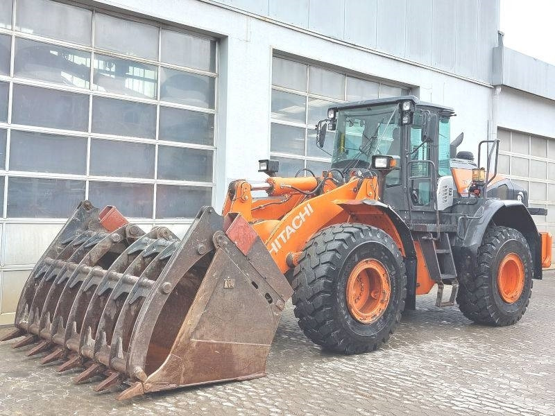Hitachi ZW 220-6 - מעמיס גלגלים: תמונה 2 Hitachi ZW 220-6 - מעמיס גלגלים: תמונה 2