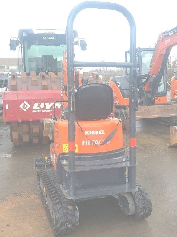 Hitachi ZX 10 U-6 - מיני מחפר: תמונה 3 Hitachi ZX 10 U-6 - מיני מחפר: תמונה 3
