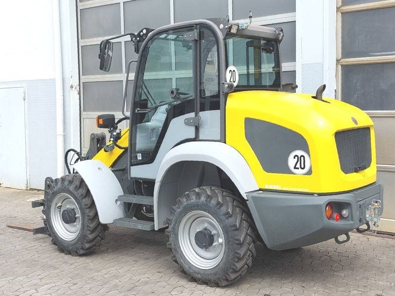 Kramer 5050 - מעמיס היגוי החלקה: תמונה 3 Kramer 5050 - מעמיס היגוי החלקה: תמונה 3