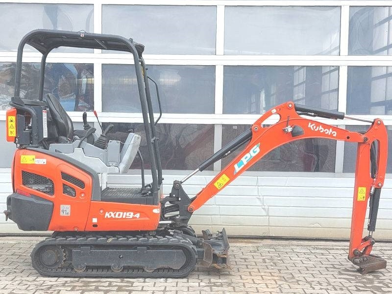 Kubota KX019-4 LPG  - מיני מחפר: תמונה 5 Kubota KX019-4 LPG  - מיני מחפר: תמונה 5