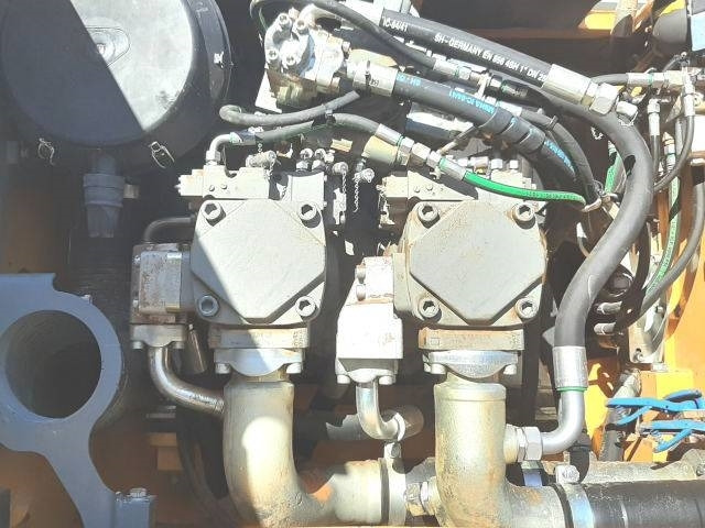 מחפר סורק Liebherr R 960 SME: תמונה 9
