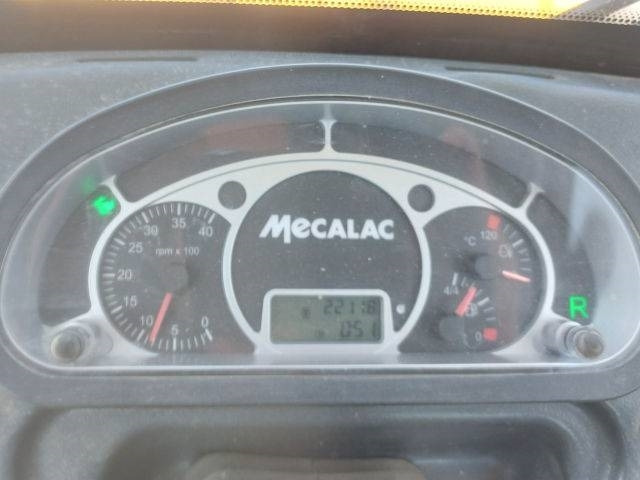 Mecalac AX 1000 - מעמיס היגוי החלקה: תמונה 5 Mecalac AX 1000 - מעמיס היגוי החלקה: תמונה 5