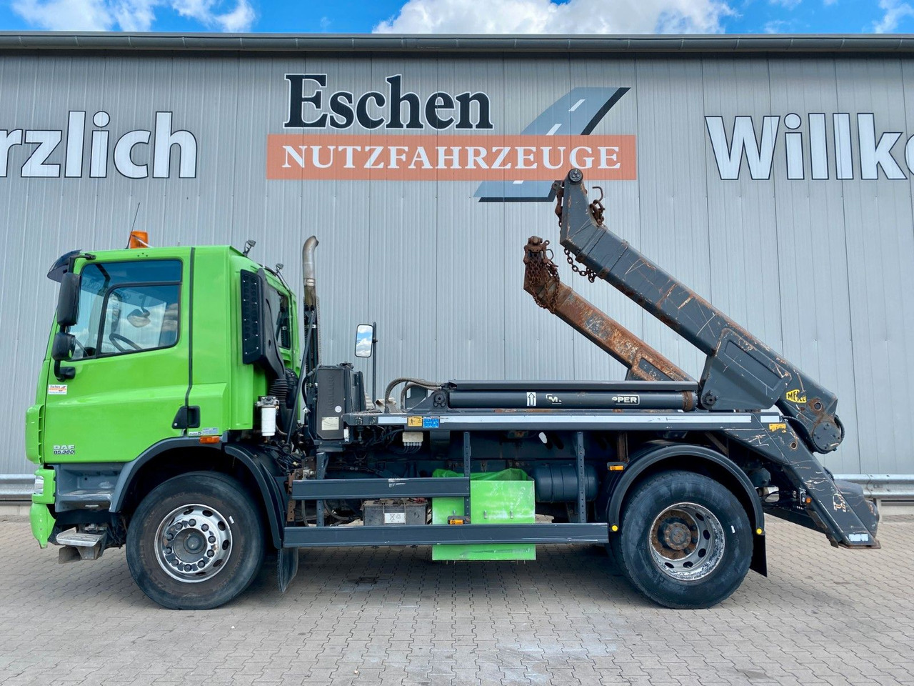 DAF CF 85.360 | MEILLER AK 12.T*Klima*Tempomat*AHK - מזהיר: תמונה 3 DAF CF 85.360 | MEILLER AK 12.T*Klima*Tempomat*AHK - מזהיר: תמונה 3