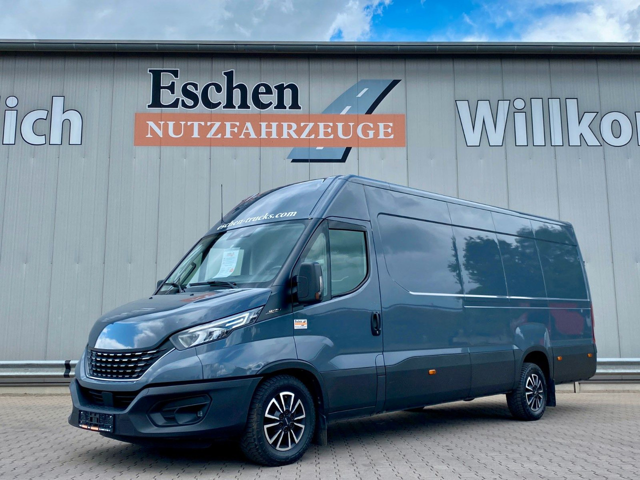 Iveco 35 S 16 Daily | Schiebetür*Kamera*Navi*AC*1.Hand - כלי רכב מסחרי עם לוח: תמונה 1 Iveco 35 S 16 Daily | Schiebetür*Kamera*Navi*AC*1.Hand - כלי רכב מסחרי עם לוח: תמונה 1