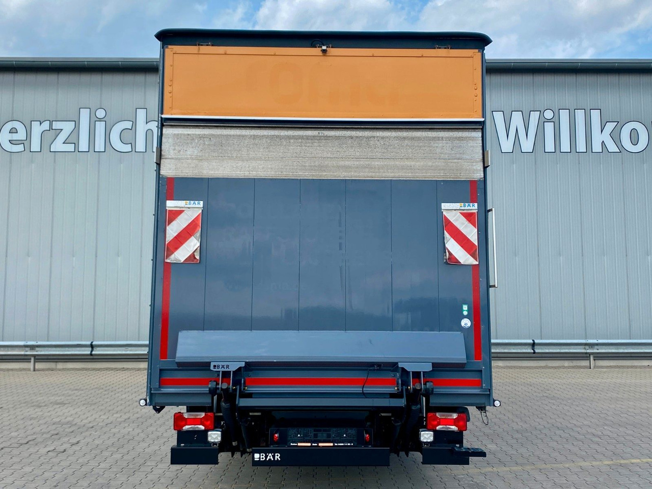 Iveco Daily Hi-Matic 70 C 21 Topsleeper | LBW 1,00to. - כלי רכב מסחרי עם וילונות צד: תמונה 4 Iveco Daily Hi-Matic 70 C 21 Topsleeper | LBW 1,00to. - כלי רכב מסחרי עם וילונות צד: תמונה 4