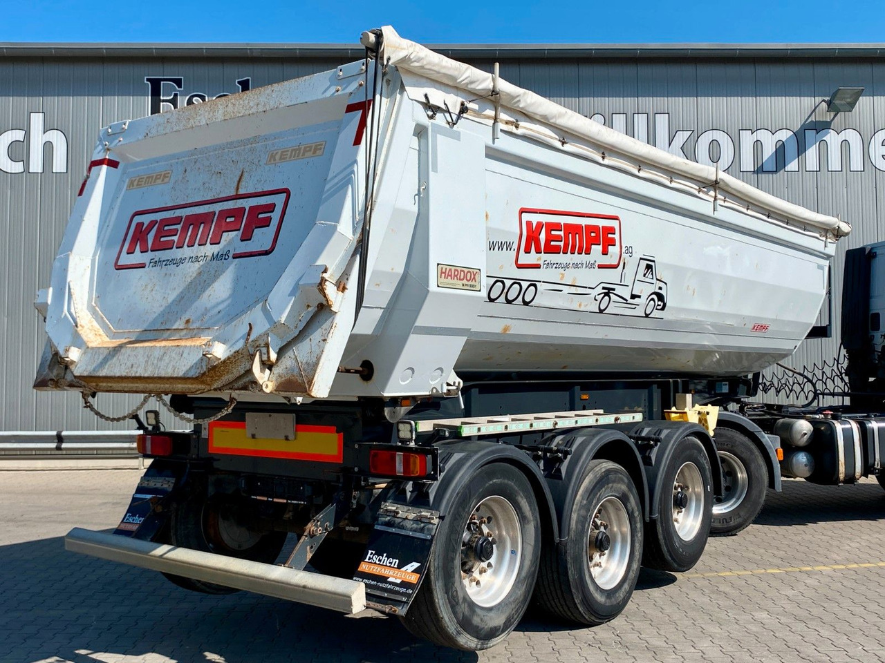 Kempf SKM 35/3 | Stahl 27m³*1+3.Achse liftbar*BPW*EBS - סמיטריילר עם מזהיר: תמונה 4 Kempf SKM 35/3 | Stahl 27m³*1+3.Achse liftbar*BPW*EBS - סמיטריילר עם מזהיר: תמונה 4