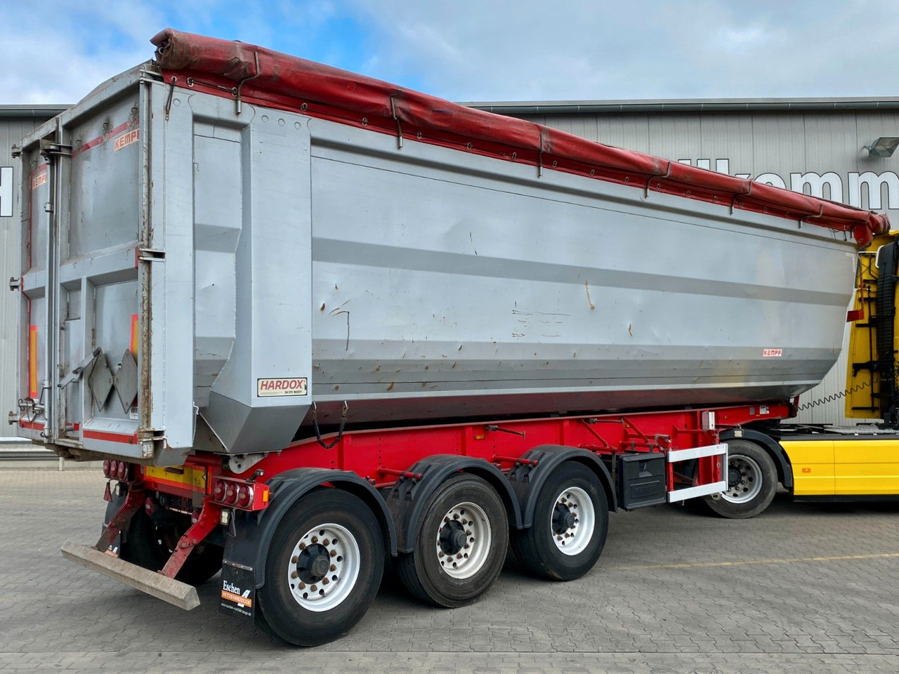 Kempf SKM 35/3 | Stahl 48m³*Getreideschieber*Lift*BPW - סמיטריילר עם מזהיר: תמונה 4 Kempf SKM 35/3 | Stahl 48m³*Getreideschieber*Lift*BPW - סמיטריילר עם מזהיר: תמונה 4