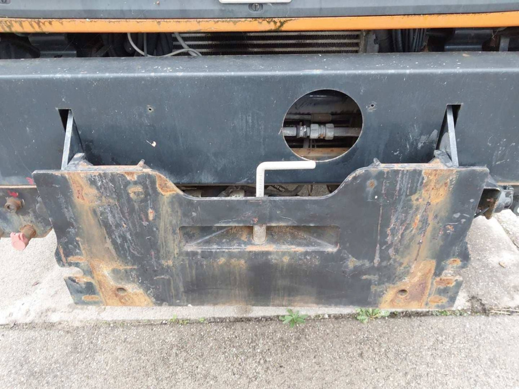 MAN LE 8.220 4x4 / Kran - מזהיר, משאית מנוף: תמונה 2 MAN LE 8.220 4x4 / Kran - מזהיר, משאית מנוף: תמונה 2