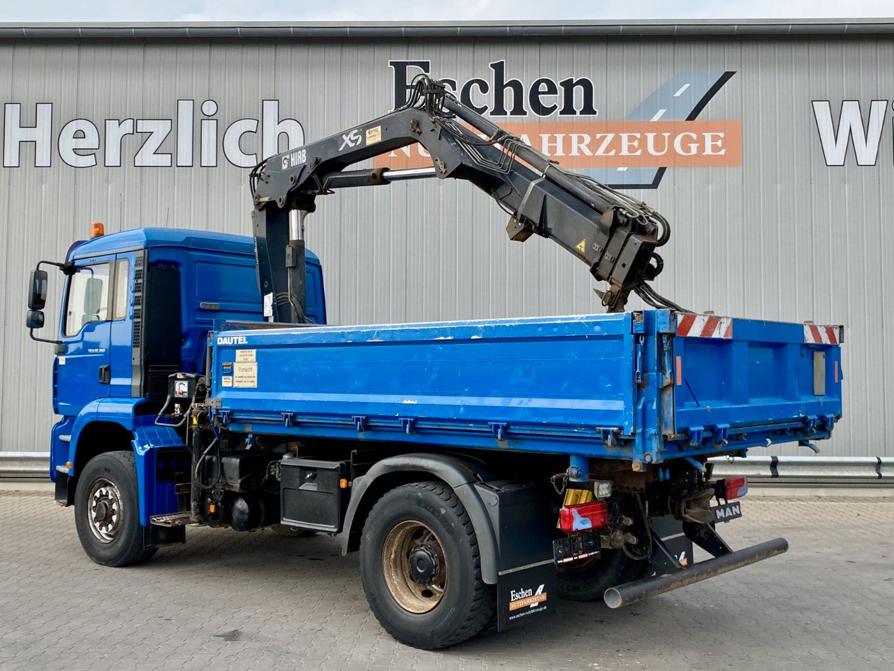 MAN TGA 18.360 4x4H BL Hiab Kran*Dautel Kipper*Klima - מזהיר, משאית מנוף: תמונה 4 MAN TGA 18.360 4x4H BL Hiab Kran*Dautel Kipper*Klima - מזהיר, משאית מנוף: תמונה 4