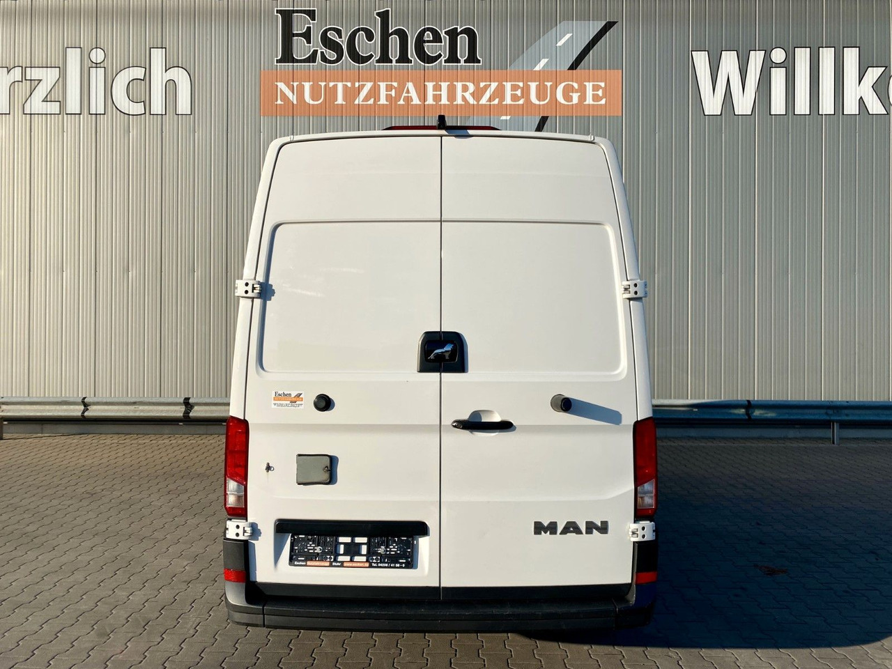 MAN TGE 3.140 | Seitentür*3x Sitze*Navi*Kamera*AC - כלי רכב מסחרי עם לוח: תמונה 4 MAN TGE 3.140 | Seitentür*3x Sitze*Navi*Kamera*AC - כלי רכב מסחרי עם לוח: תמונה 4