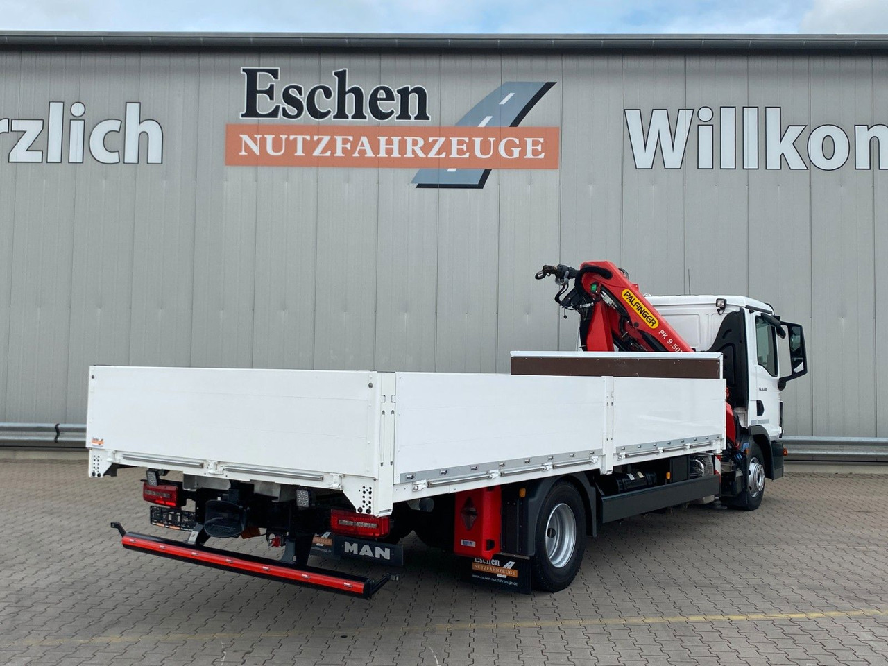 MAN TGL 12.220 | Palfinger PK 9.501*5+6. Kreis*Navi - משאית צד נופל/ שטוחה, משאית מנוף: תמונה 5 MAN TGL 12.220 | Palfinger PK 9.501*5+6. Kreis*Navi - משאית צד נופל/ שטוחה, משאית מנוף: תמונה 5