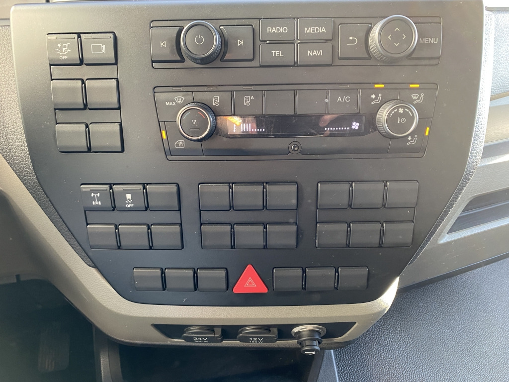 מזהיר MAN TGL 8.220 4x2 BB: תמונה 19