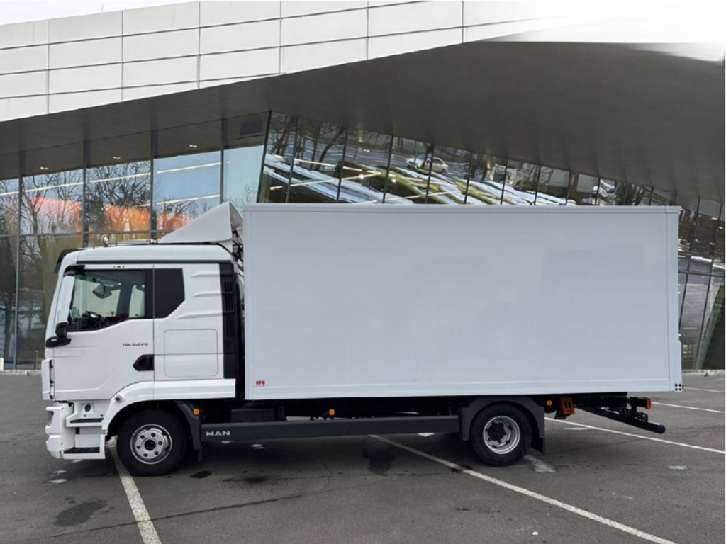 MAN TGL 8.220 4x2 BL - משאית תיבה: תמונה 2 MAN TGL 8.220 4x2 BL - משאית תיבה: תמונה 2