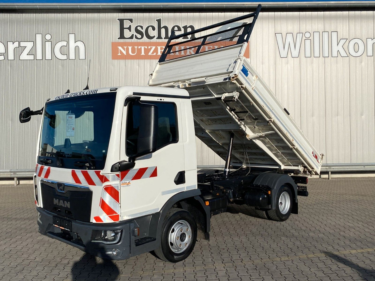 MAN TGL 8.220 BB | MEILLER*3xSitze*Klima*Navi*2x AHK - מזהיר: תמונה 2 MAN TGL 8.220 BB | MEILLER*3xSitze*Klima*Navi*2x AHK - מזהיר: תמונה 2