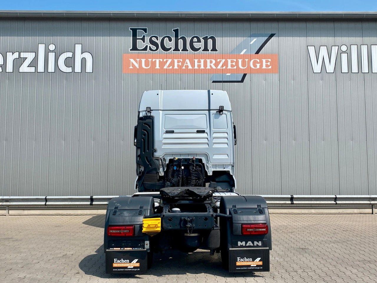 MAN TGX 18.500 BLS | XLX*ACC*Navi*Retarder*2x Tank - יחידת טרקטור: תמונה 4 MAN TGX 18.500 BLS | XLX*ACC*Navi*Retarder*2x Tank - יחידת טרקטור: תמונה 4