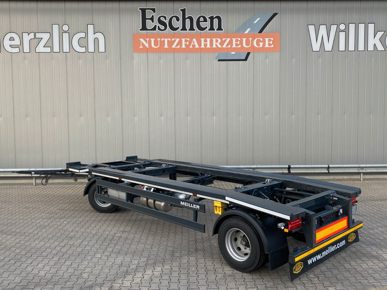 Meiller MG 18 ZO 5,4 NEU*Rückfahrkamera*Werkzeugkasten Meiller MG 18 ZO 5,4 NEU*Werkzeugkasten Abrollcontainer - קרון נגרר מתגלגל/ מדלג: תמונה 3 Meiller MG 18 ZO 5,4 NEU*Rückfahrkamera*Werkzeugkasten Meiller MG 18 ZO 5,4 NEU*Werkzeugkasten Abrollcontainer - קרון נגרר מתגלגל/ מדלג: תמונה 3