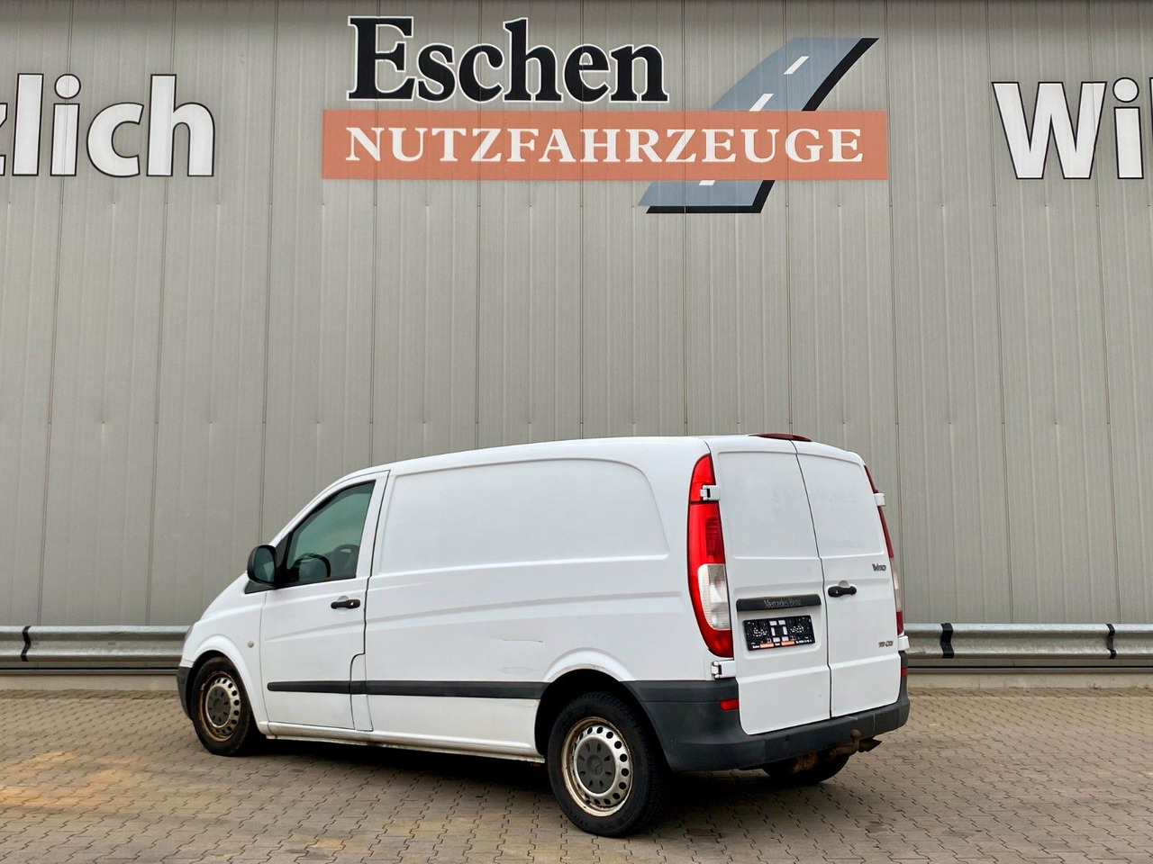 Mercedes-Benz 111 CDI Vito Kompakt Kastenwagen Seitentür - כלי רכב מסחרי קטן: תמונה 3 Mercedes-Benz 111 CDI Vito Kompakt Kastenwagen Seitentür - כלי רכב מסחרי קטן: תמונה 3