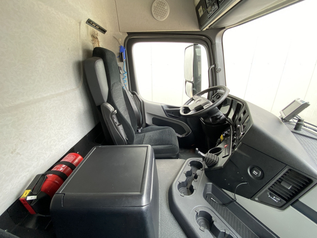 יחידת טרקטור Mercedes-Benz 1836 LS 4x2 Antos: תמונה 14