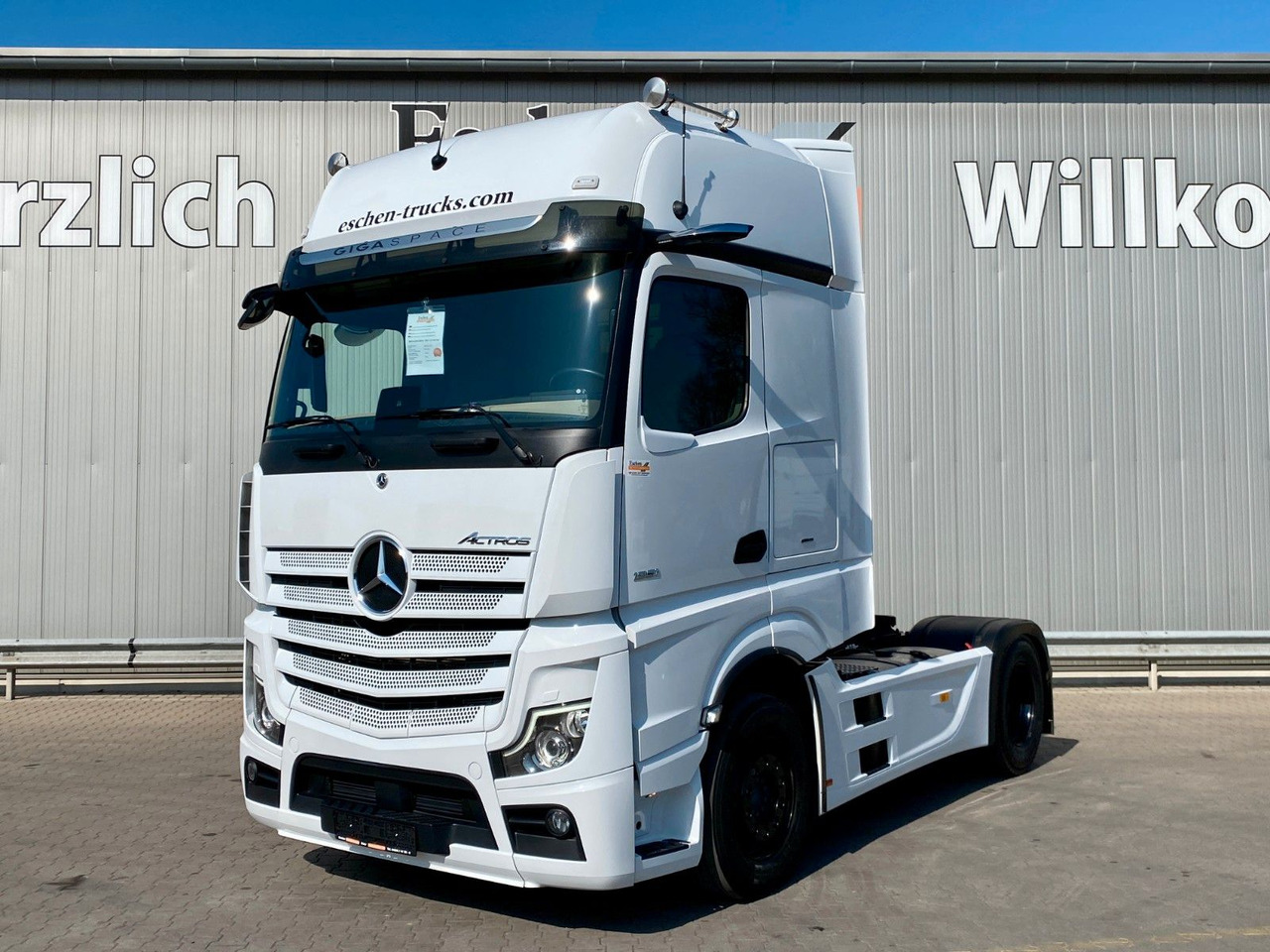 Mercedes-Benz 1851 Actros | GigaSpace*Navi*Retarder*Mirror Cam - יחידת טרקטור: תמונה 1 Mercedes-Benz 1851 Actros | GigaSpace*Navi*Retarder*Mirror Cam - יחידת טרקטור: תמונה 1