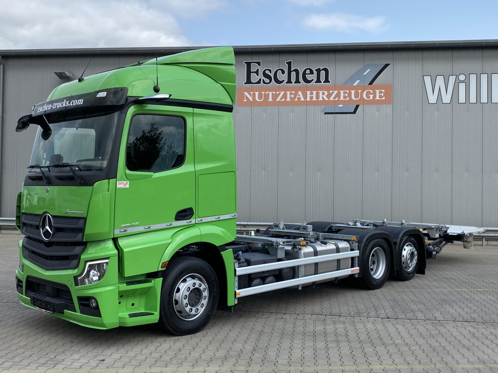 Mercedes-Benz 2542 LL 6x2 Actros 5 / BÄR-LBW - מוביל מכולות/ משאית החלפת גוף: תמונה 1 Mercedes-Benz 2542 LL 6x2 Actros 5 / BÄR-LBW - מוביל מכולות/ משאית החלפת גוף: תמונה 1