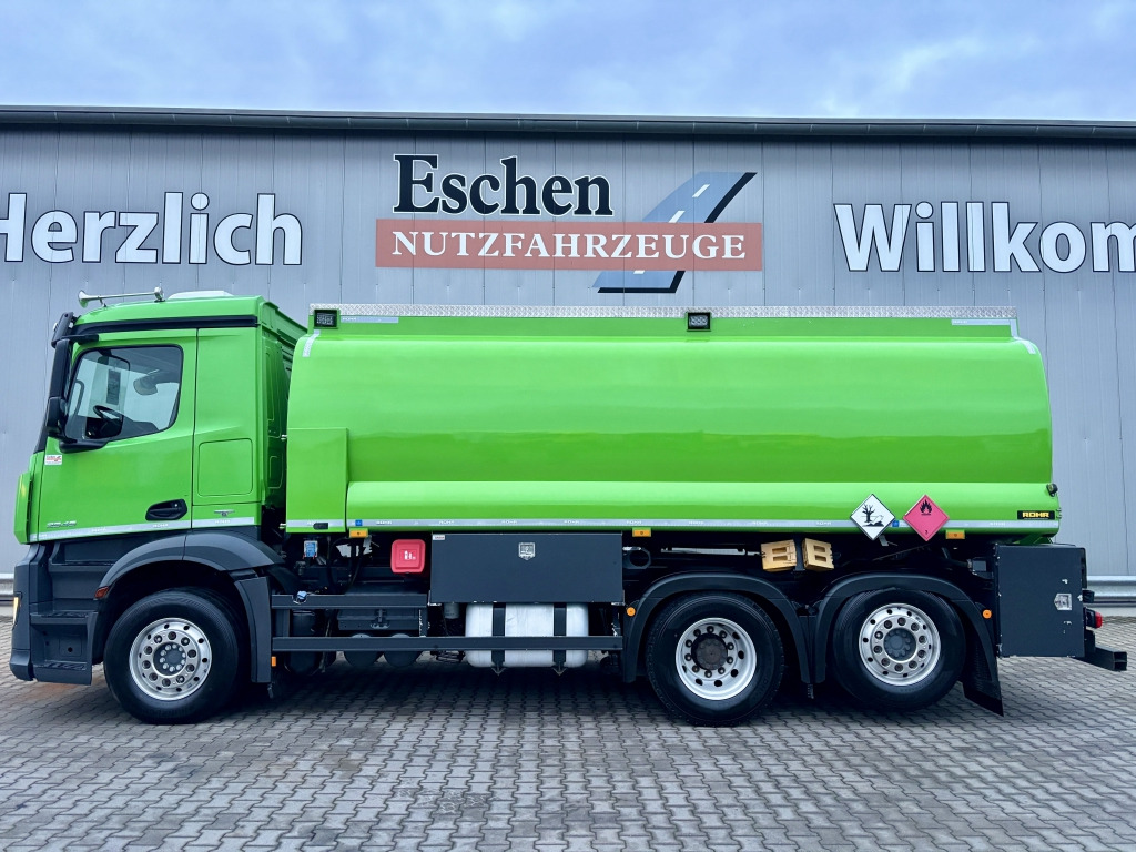 Mercedes-Benz 2545 Antos - משאית מכל: תמונה 3 Mercedes-Benz 2545 Antos - משאית מכל: תמונה 3