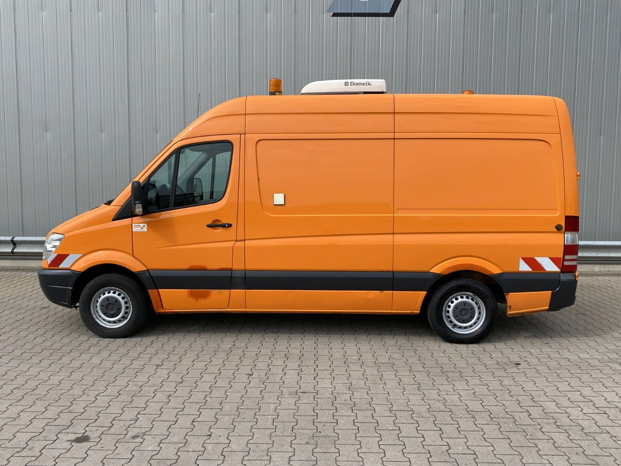Mercedes-Benz 315 CDI Kamerawagen| PC-Setup*Standklima*RFK*AHK - כלי רכב מסחרי לנוסעים: תמונה 2 Mercedes-Benz 315 CDI Kamerawagen| PC-Setup*Standklima*RFK*AHK - כלי רכב מסחרי לנוסעים: תמונה 2