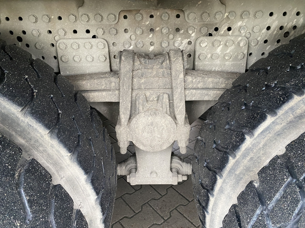 Mercedes-Benz 3540 8x4 Arocs / 9 m³ Intermix-Aufbau - משאית מערבלת בטון: תמונה 2 Mercedes-Benz 3540 8x4 Arocs / 9 m³ Intermix-Aufbau - משאית מערבלת בטון: תמונה 2