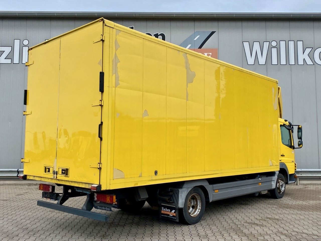 Mercedes-Benz 816 Atego | 3 Sitze*3x Zurrleisten*Portal*ASR Mercedes-Benz 816 Atego | 3 Sitze*3x Zurrleisten*Portal*ASR - משאית תיבה: תמונה 5 Mercedes-Benz 816 Atego | 3 Sitze*3x Zurrleisten*Portal*ASR Mercedes-Benz 816 Atego | 3 Sitze*3x Zurrleisten*Portal*ASR - משאית תיבה: תמונה 5