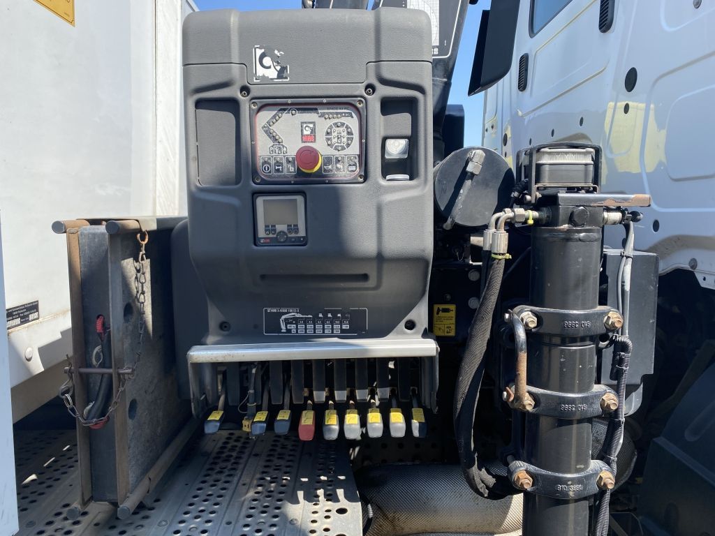Mercedes-Benz Antos 2533 6x2 | X-HIDUO 188/ES-3*AHK*5+6.Kreis - משאית צד נופל/ שטוחה, משאית מנוף: תמונה 5 Mercedes-Benz Antos 2533 6x2 | X-HIDUO 188/ES-3*AHK*5+6.Kreis - משאית צד נופל/ שטוחה, משאית מנוף: תמונה 5