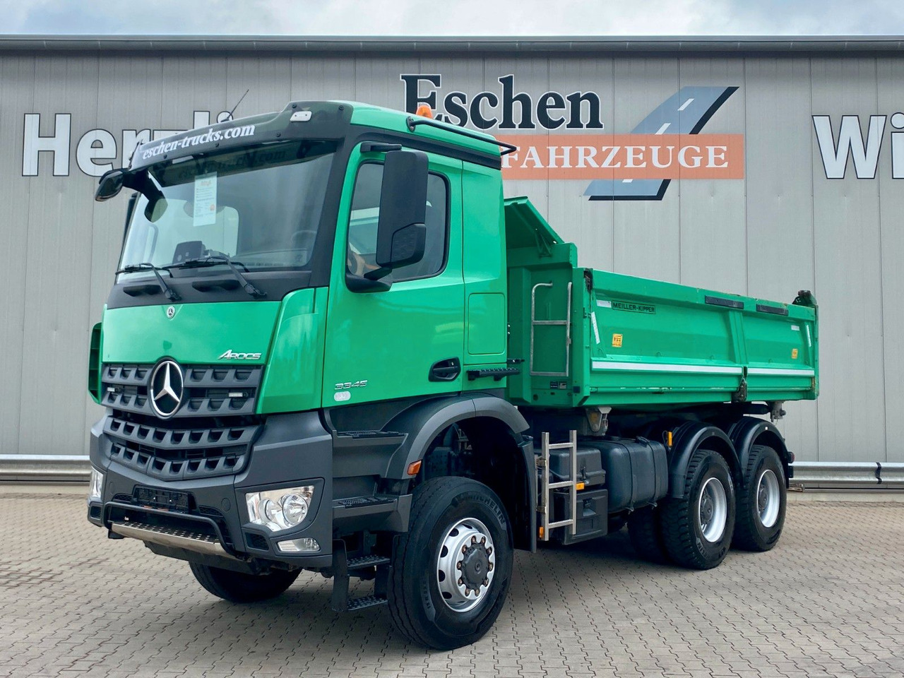 Mercedes-Benz Arocs 3345 6x6 | MEILLER*Bordmatik*Blatt*AHK+Oel - מזהיר: תמונה 2 Mercedes-Benz Arocs 3345 6x6 | MEILLER*Bordmatik*Blatt*AHK+Oel - מזהיר: תמונה 2