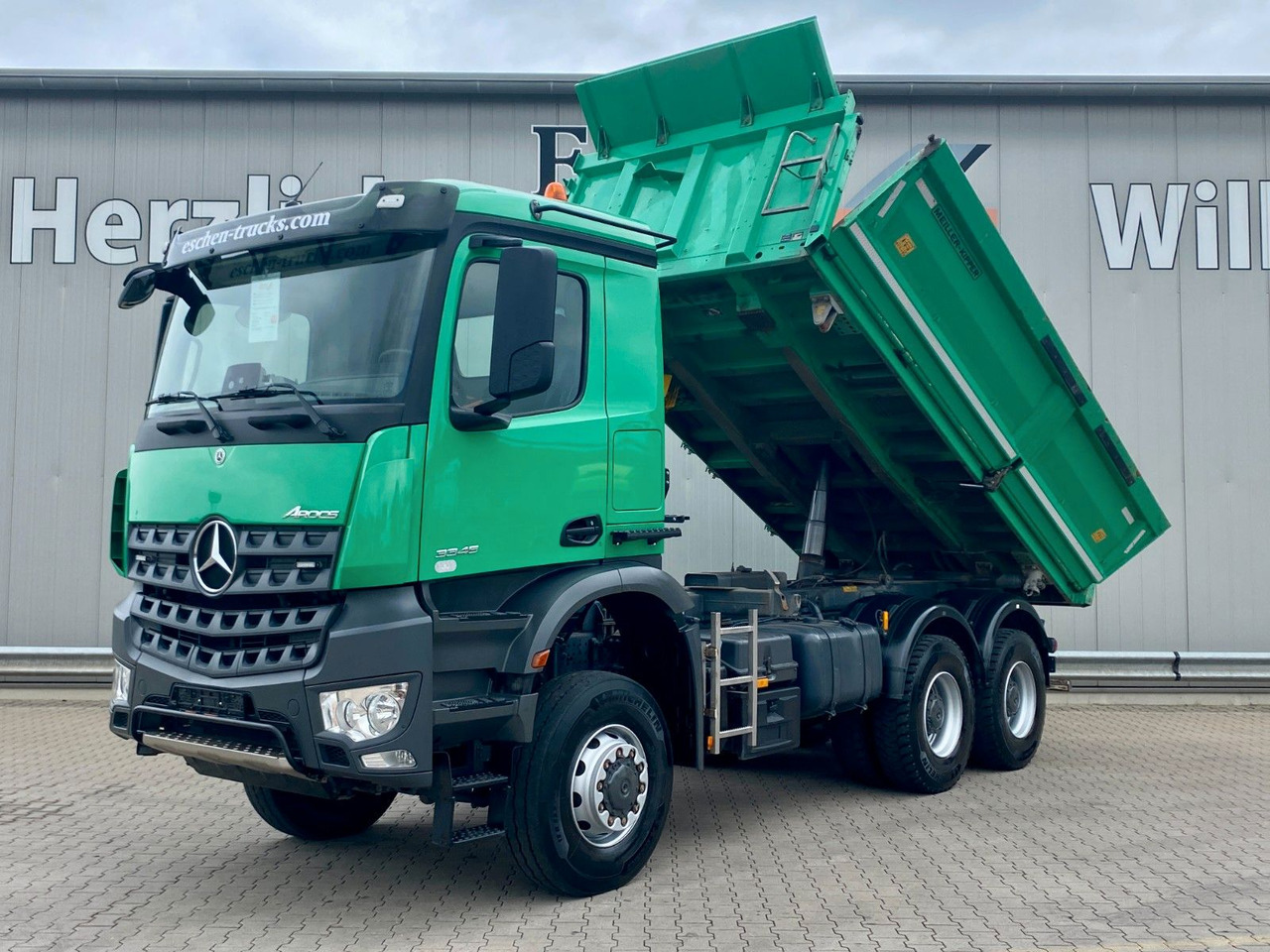 Mercedes-Benz Arocs 3345 6x6 | MEILLER*Bordmatik*Blatt*AHK+Oel - מזהיר: תמונה 2 Mercedes-Benz Arocs 3345 6x6 | MEILLER*Bordmatik*Blatt*AHK+Oel - מזהיר: תמונה 2