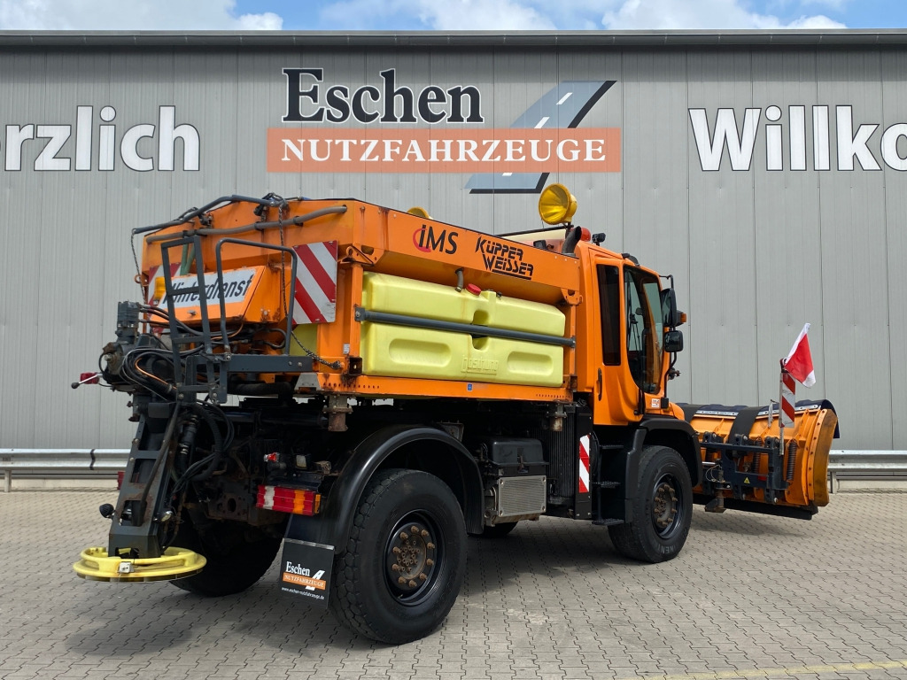 Mercedes-Benz Unimog U 500 4x4 - מפלסת שלג: תמונה 5 Mercedes-Benz Unimog U 500 4x4 - מפלסת שלג: תמונה 5