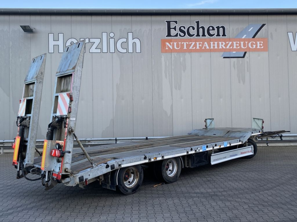 Möslein TF3-P | verzinktes Chassis*hydr. Rampen*Blatt - קרון נגרר עם מטען נמוך: תמונה 4 Möslein TF3-P | verzinktes Chassis*hydr. Rampen*Blatt - קרון נגרר עם מטען נמוך: תמונה 4