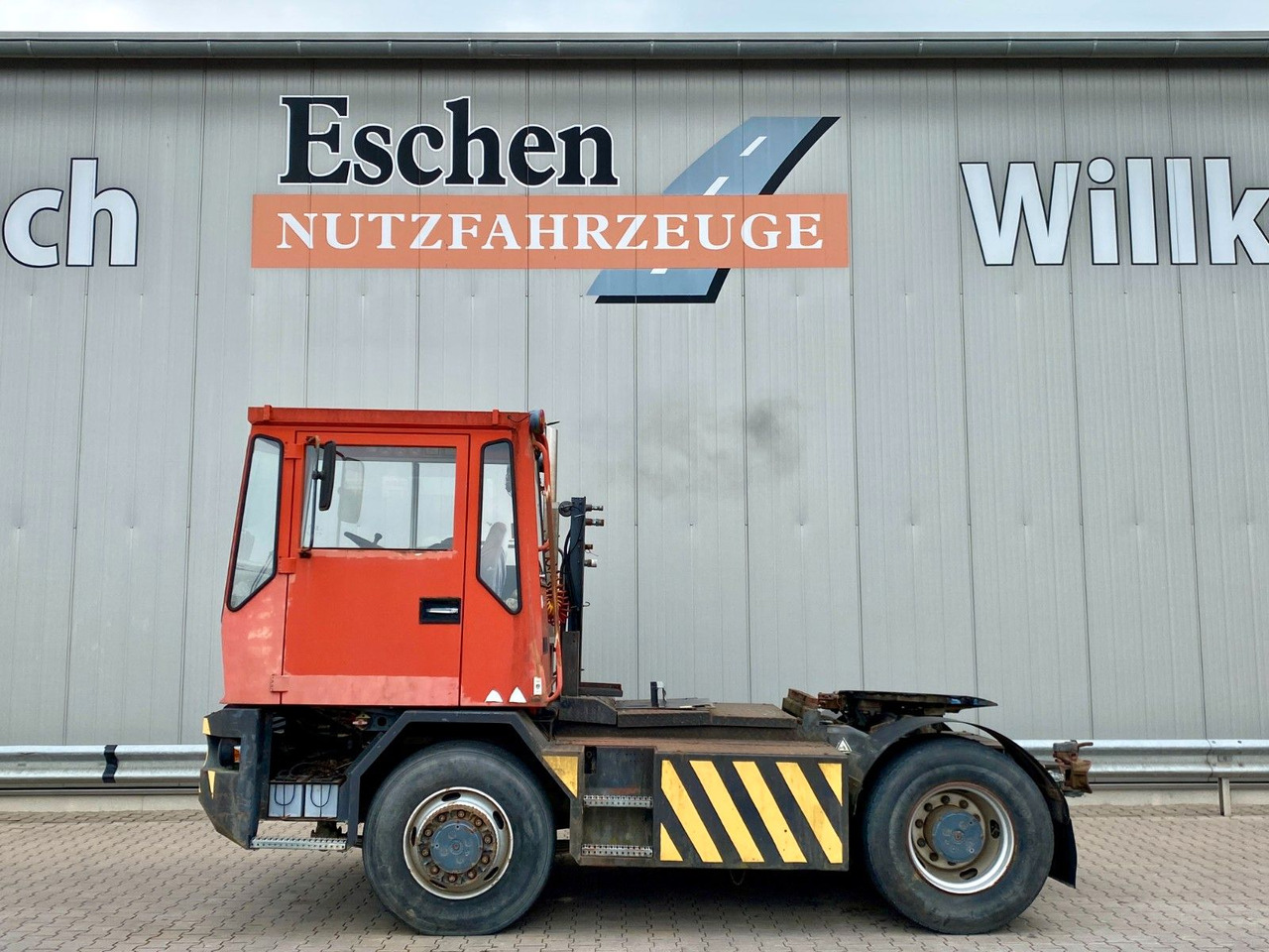 Terberg RT20 4x4 Rangierfahrzeug | Automatik - משאית: תמונה 2 Terberg RT20 4x4 Rangierfahrzeug | Automatik - משאית: תמונה 2