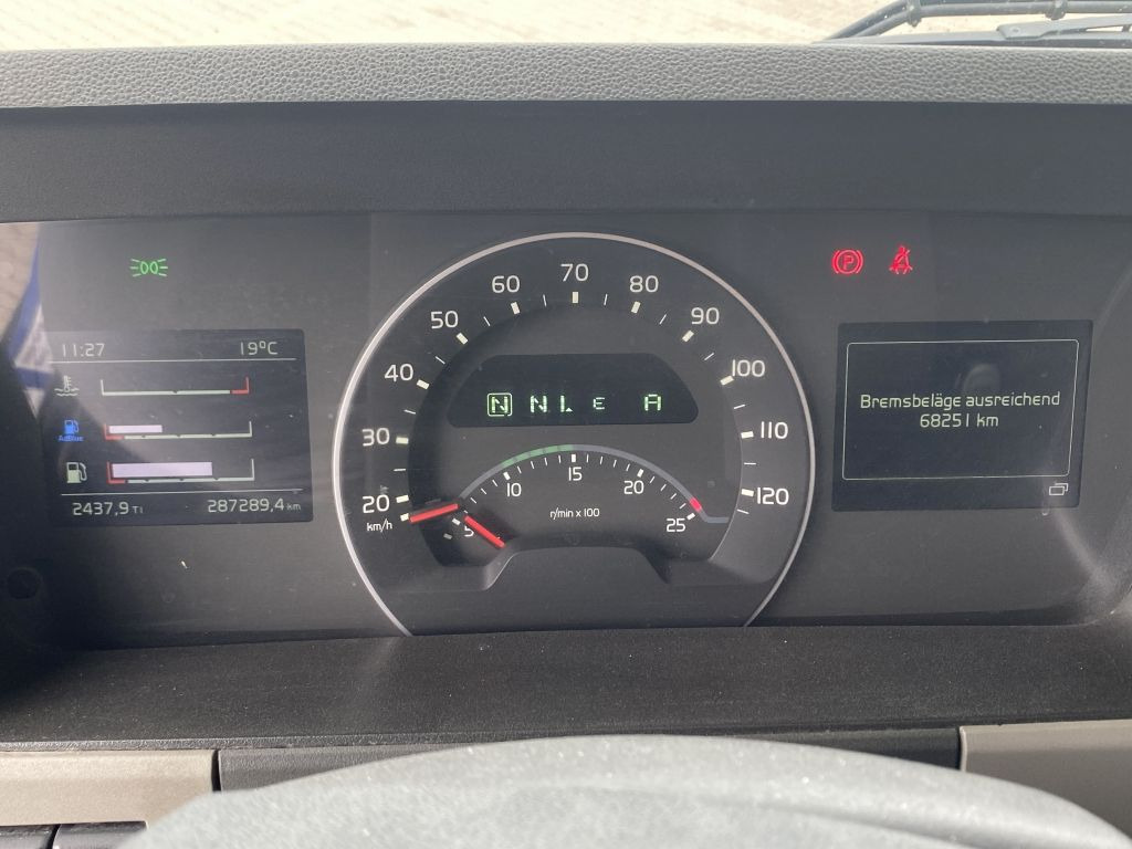 Volvo FM 410 / 8x4 | 9m³ Intermix*I-Shift*Klima*Blatt - משאית מערבלת בטון: תמונה 5 Volvo FM 410 / 8x4 | 9m³ Intermix*I-Shift*Klima*Blatt - משאית מערבלת בטון: תמונה 5