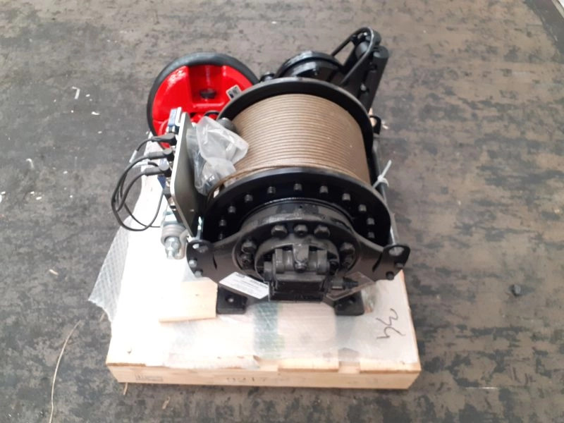 Cabrestante de elevación Brevini WHL025 - כננת: תמונה 3 Cabrestante de elevación Brevini WHL025 - כננת: תמונה 3