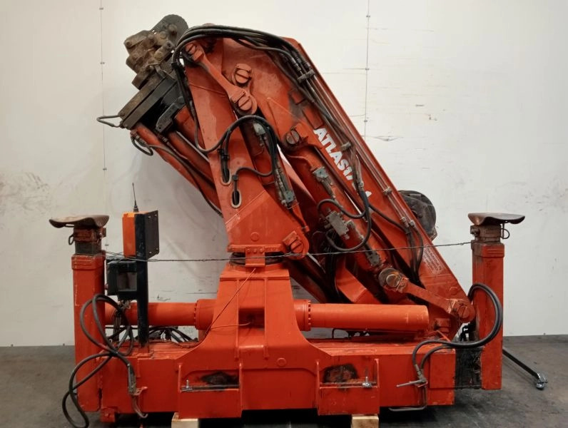 Grúa Atlas AK 170.1 A5 - עגורן מעמיס עבור משאית: תמונה 1 Grúa Atlas AK 170.1 A5 - עגורן מעמיס עבור משאית: תמונה 1